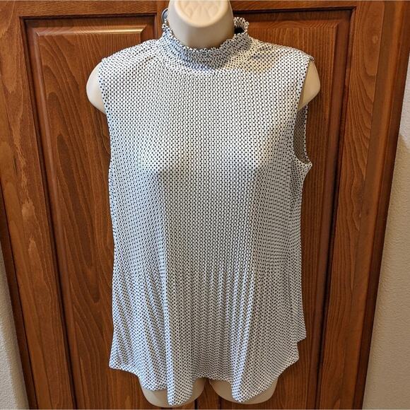 Adrianna Papell Anthropologie Sleeveless Pleated Collar Top Keyhole Back Size M - Picture 1 of 6